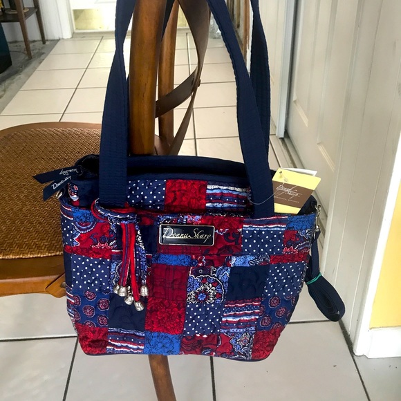 Donna Sharp Handbags - Price reduced! Donna Sharp “Americana” Purse NWT